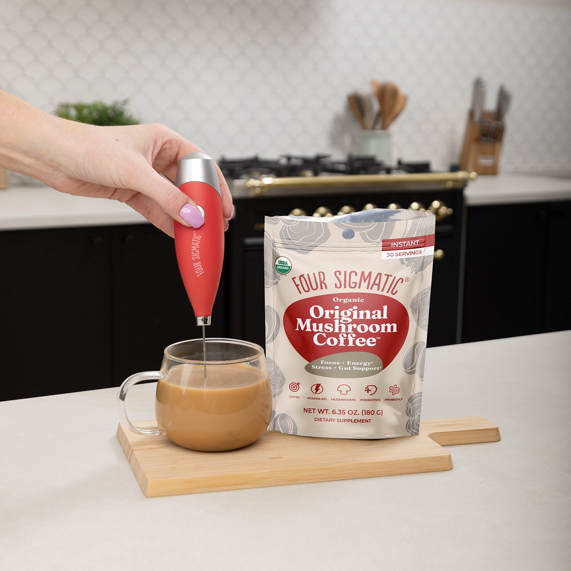 original-mushroom-coffeetm-g1 ogm-instant-ms-lifestyle2-2026_74863389-d0cf-464c-a566-c5b3c194e85d.jpg